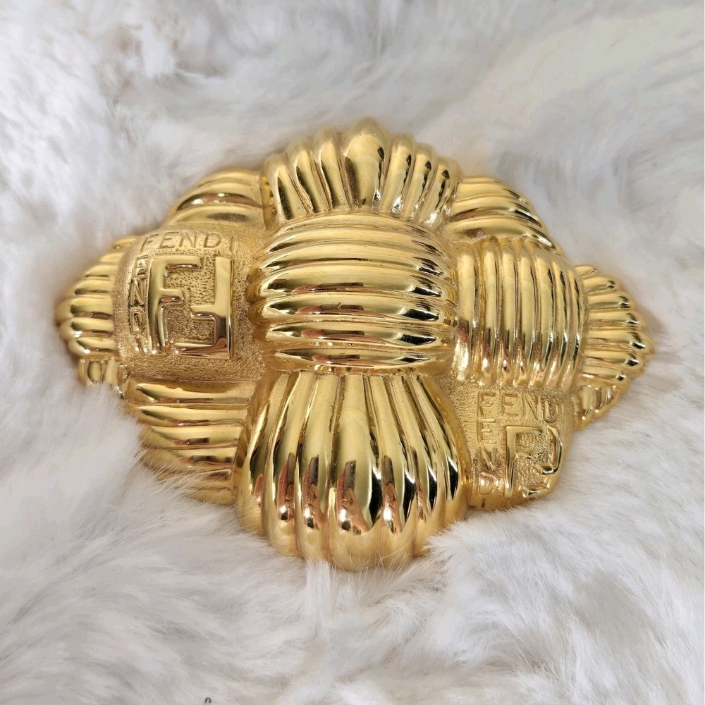 Vintage Fendi Designer Gold Plated Basket Weave Brooch 80s 90s Runway Pin
